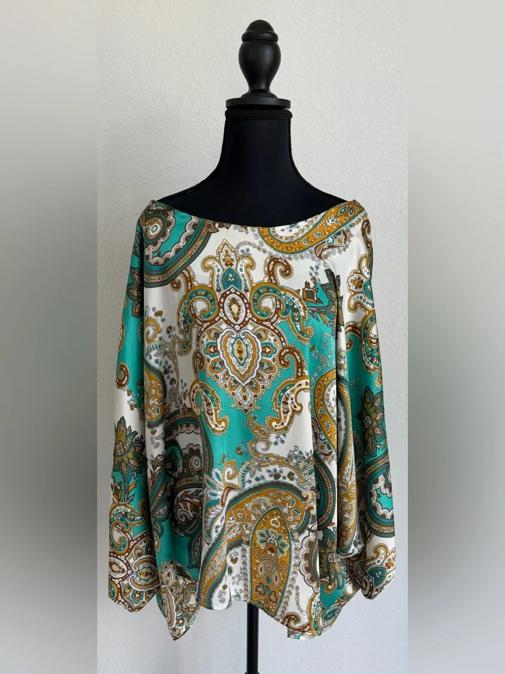 Casting‎ Women’s Silky Paisley Boatneck Blouse in Teal, Ivory & Gold Hues, OSFM - Picture 1 of 10